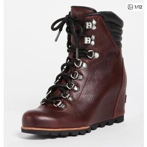 SOREL CONQUEST WEDGE BOOTIES LUX RED 7.5